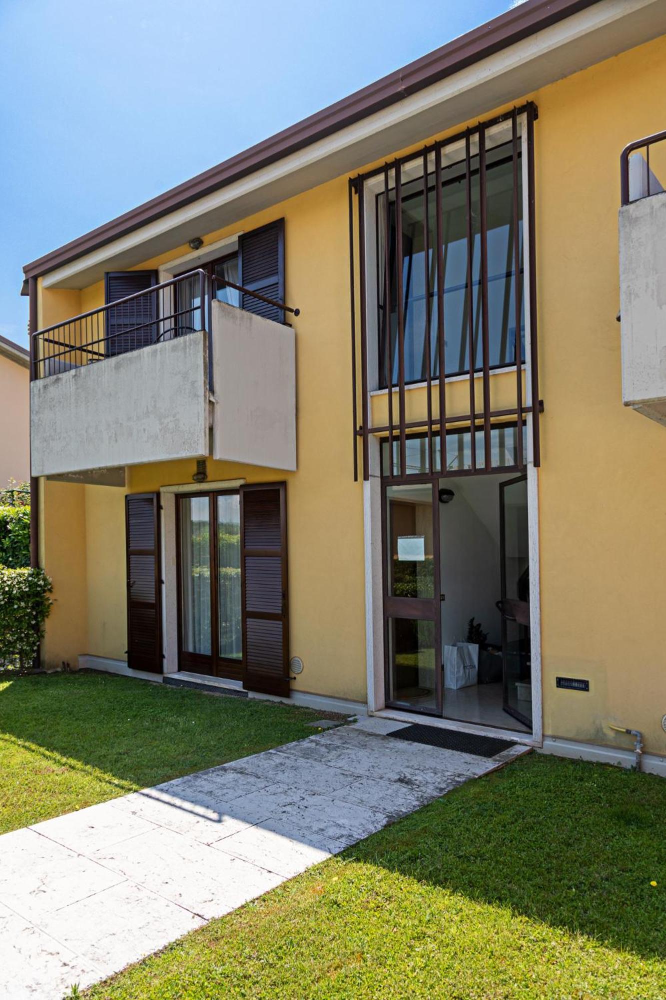 Apartments Blitz - Regarda Travel Lazise Luaran gambar