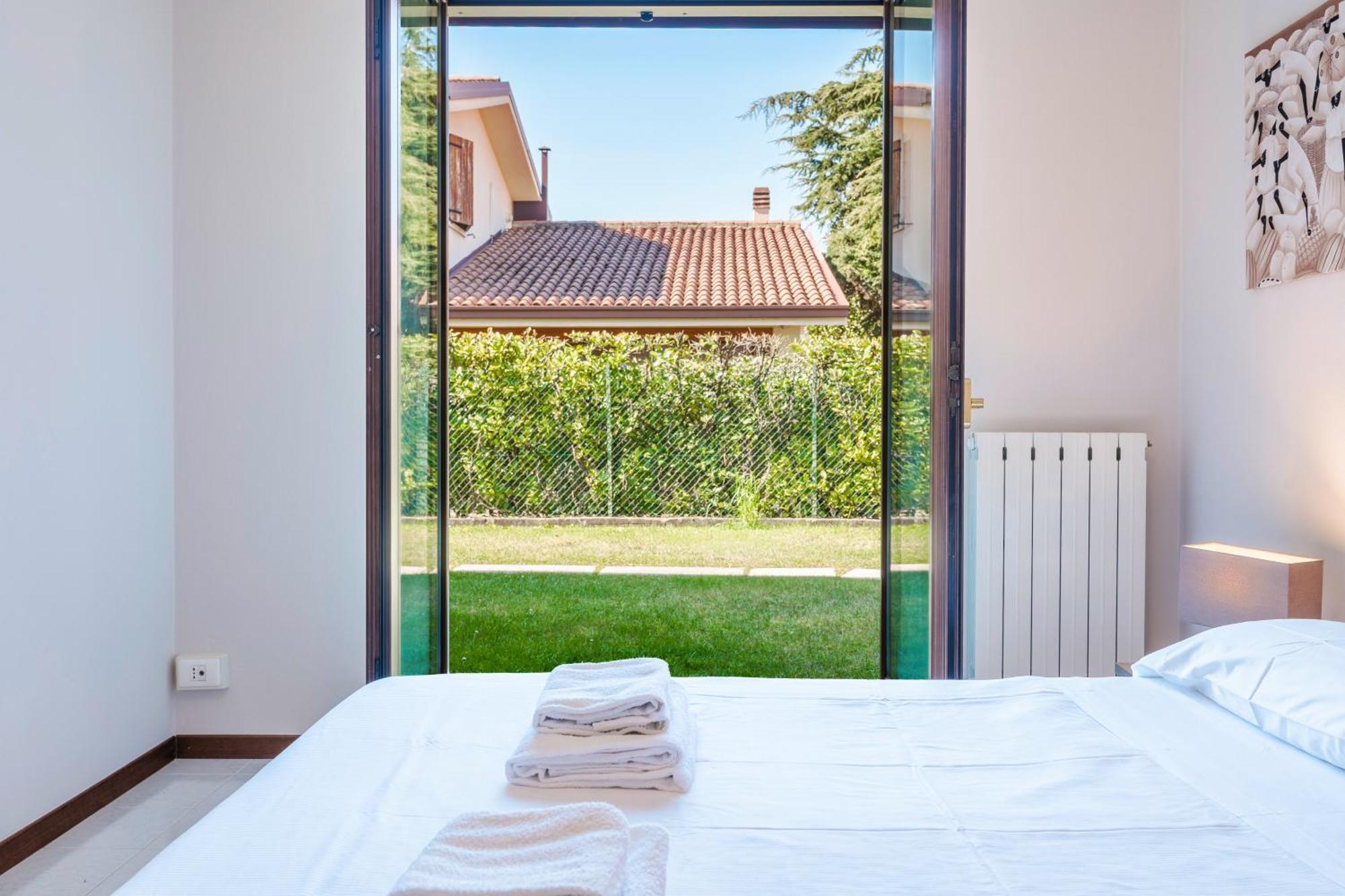 Apartments Blitz - Regarda Travel Lazise Luaran gambar
