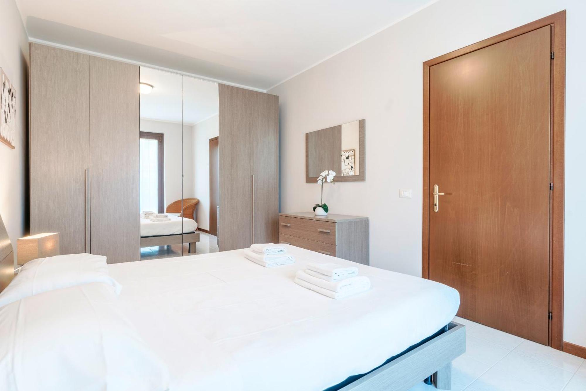 Apartments Blitz - Regarda Travel Lazise Luaran gambar